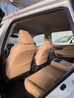 تويوتا راف 4